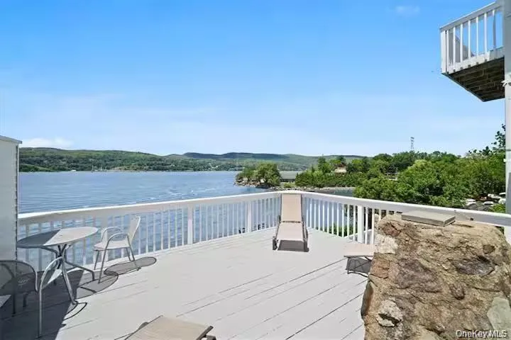 31 Wayne Avenue Verplanck, NY 10596