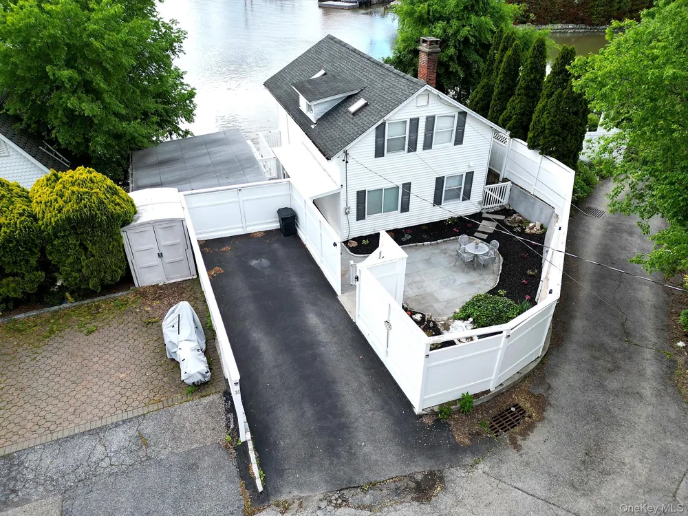 31 Wayne Avenue Verplanck, NY 10596