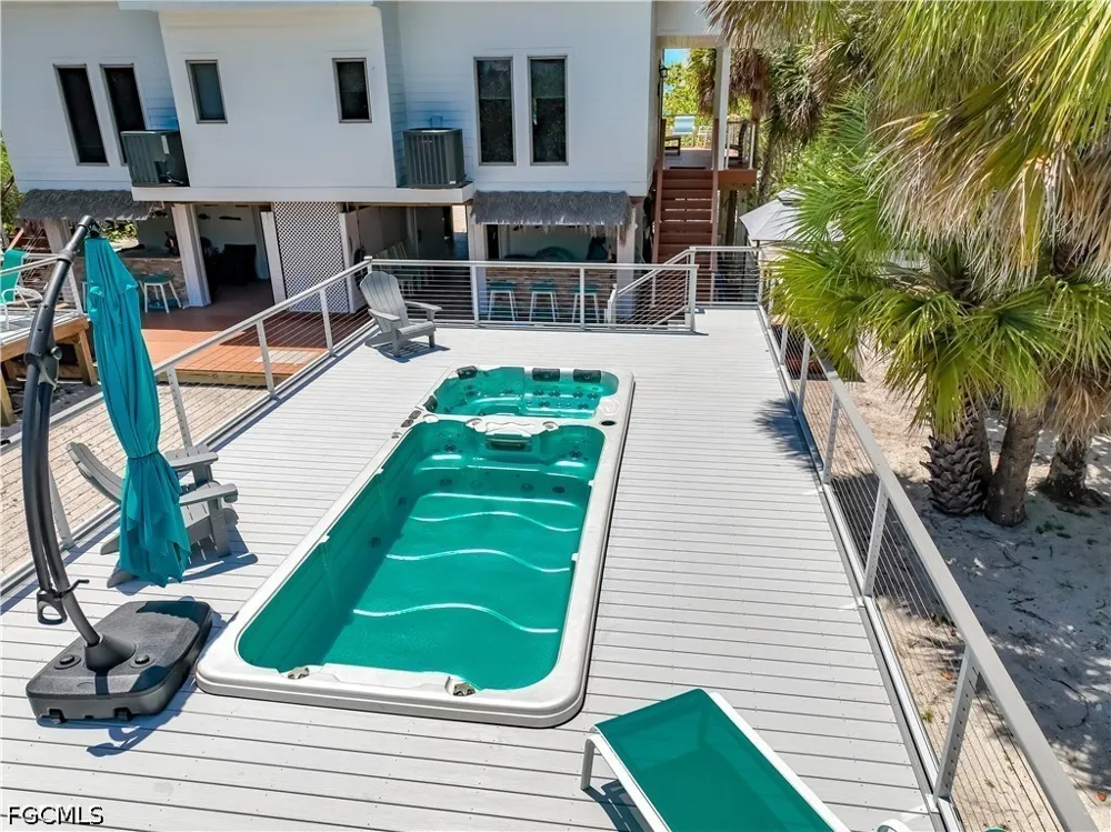 Gulf Lane Upper Captiva, FL 33924