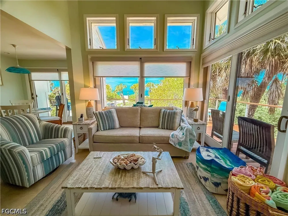 Gulf Lane Upper Captiva, FL 33924