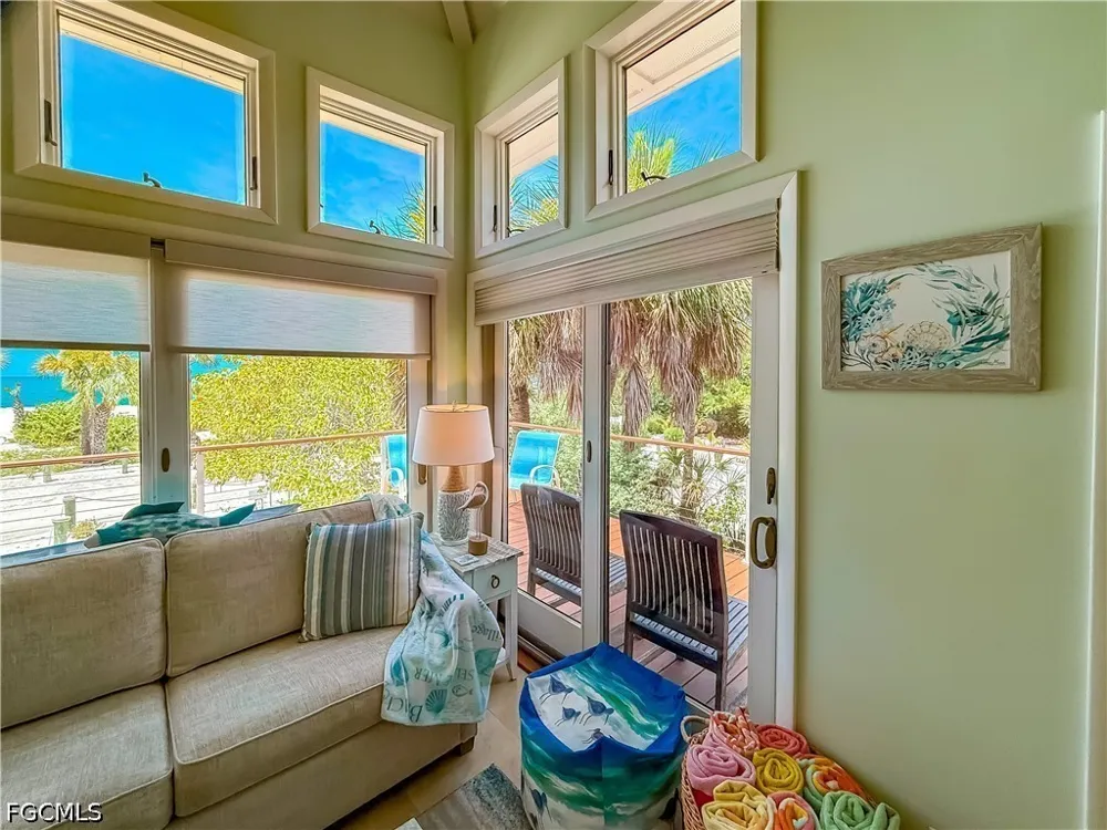 Gulf Lane Upper Captiva, FL 33924