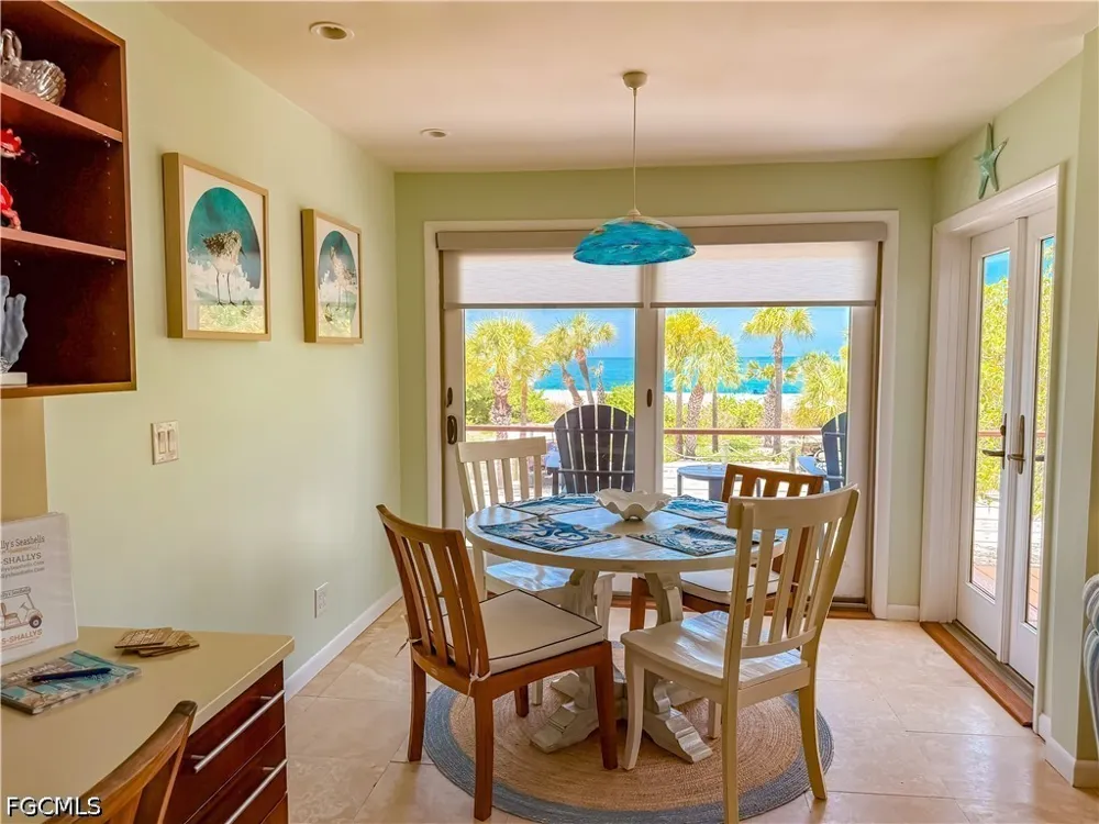Gulf Lane Upper Captiva, FL 33924