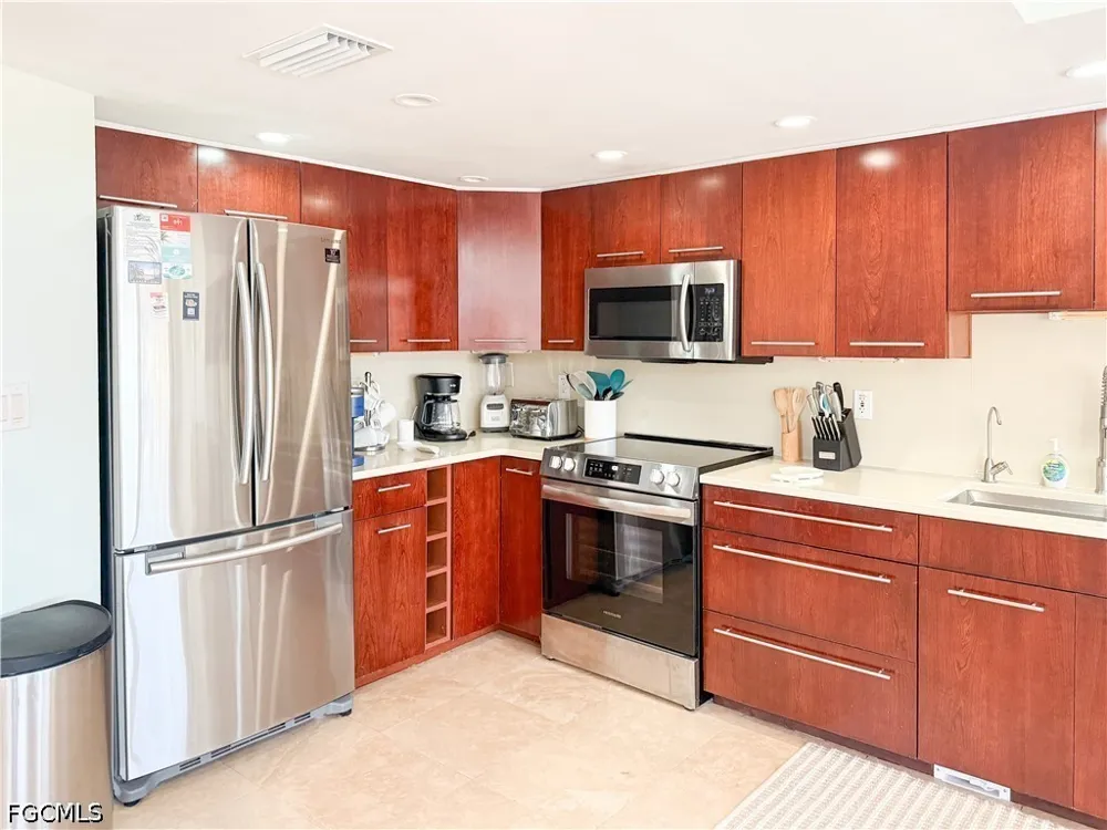 Gulf Lane Upper Captiva, FL 33924