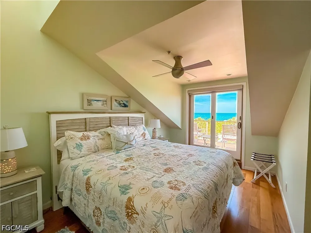 Gulf Lane Upper Captiva, FL 33924