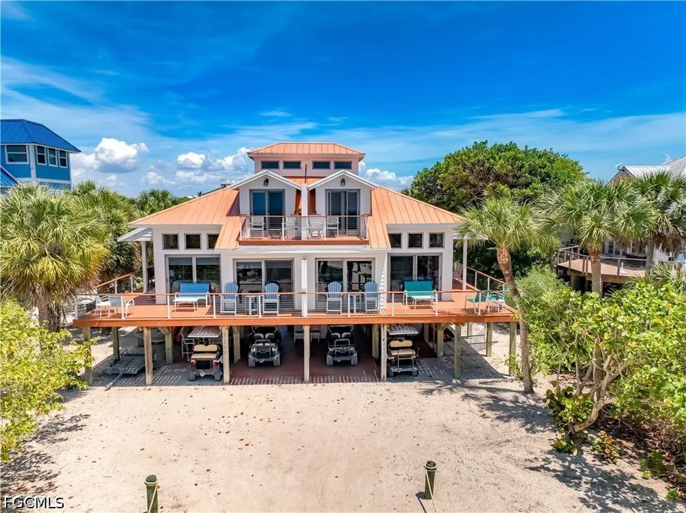Gulf Lane Upper Captiva, FL 33924
