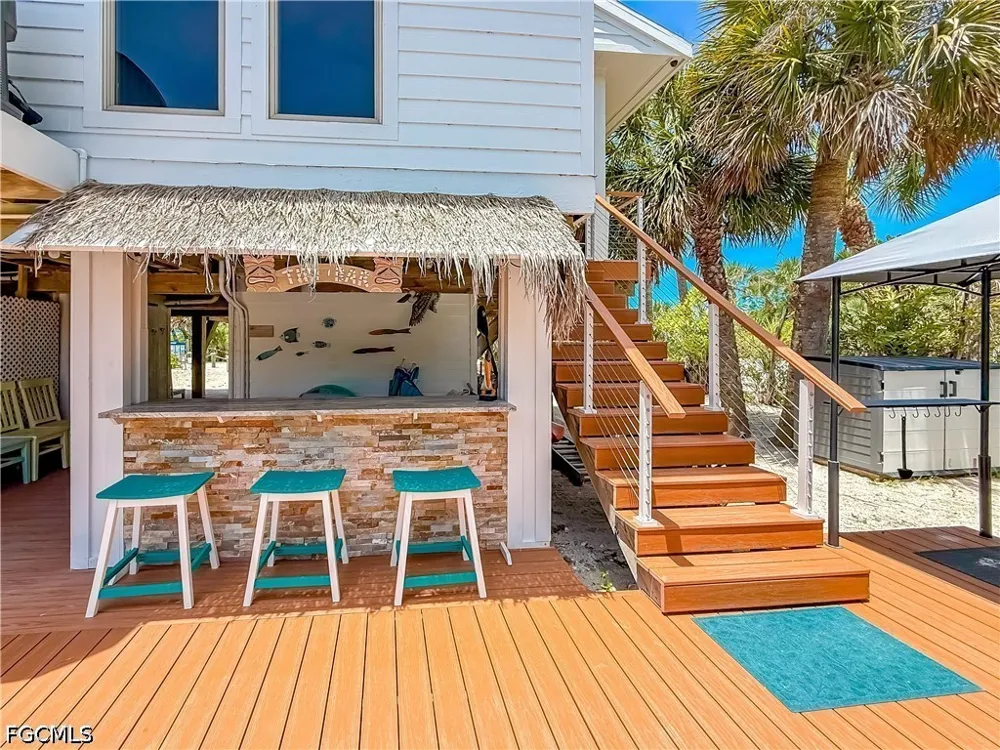 Gulf Lane Upper Captiva, FL 33924
