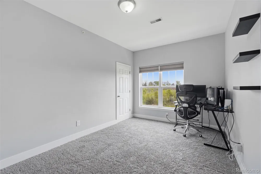 1745 Welland Street Howell City, MI 48855