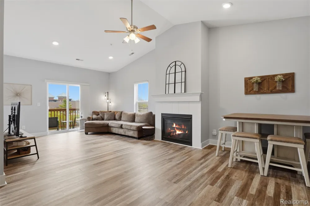 1745 Welland Street Howell City, MI 48855