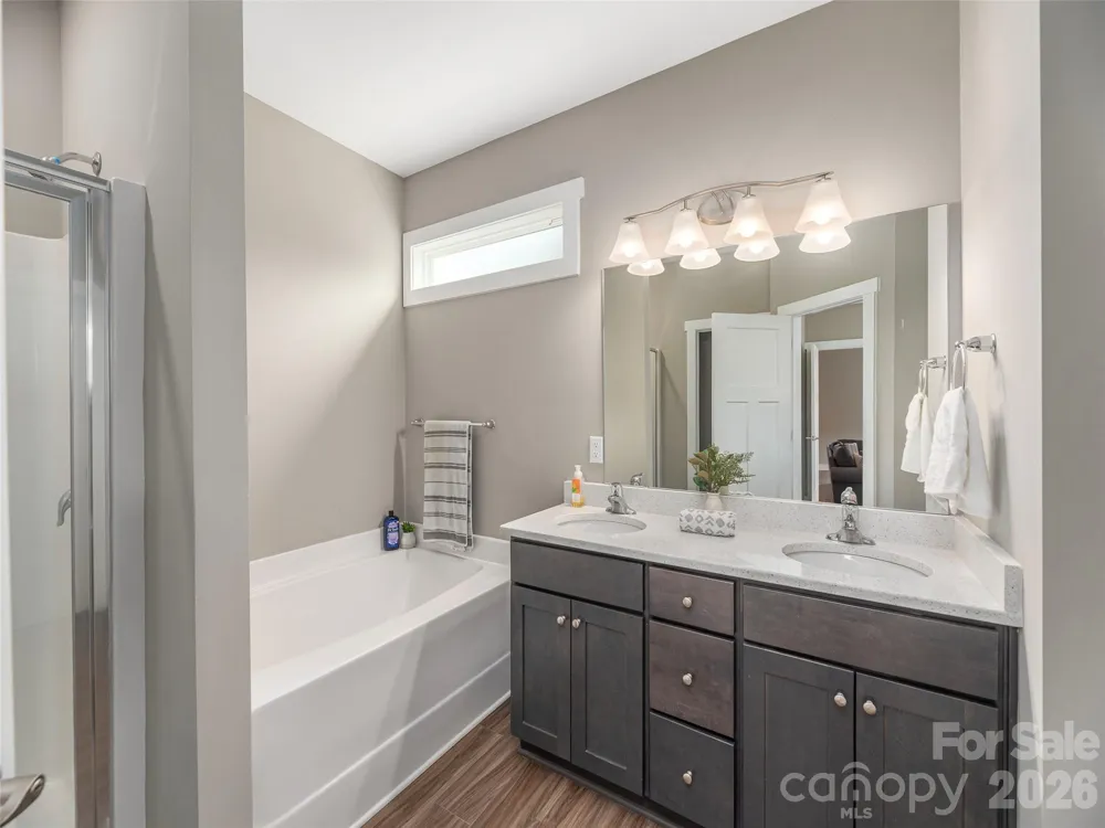34 S Christie Court Fletcher, NC 28732