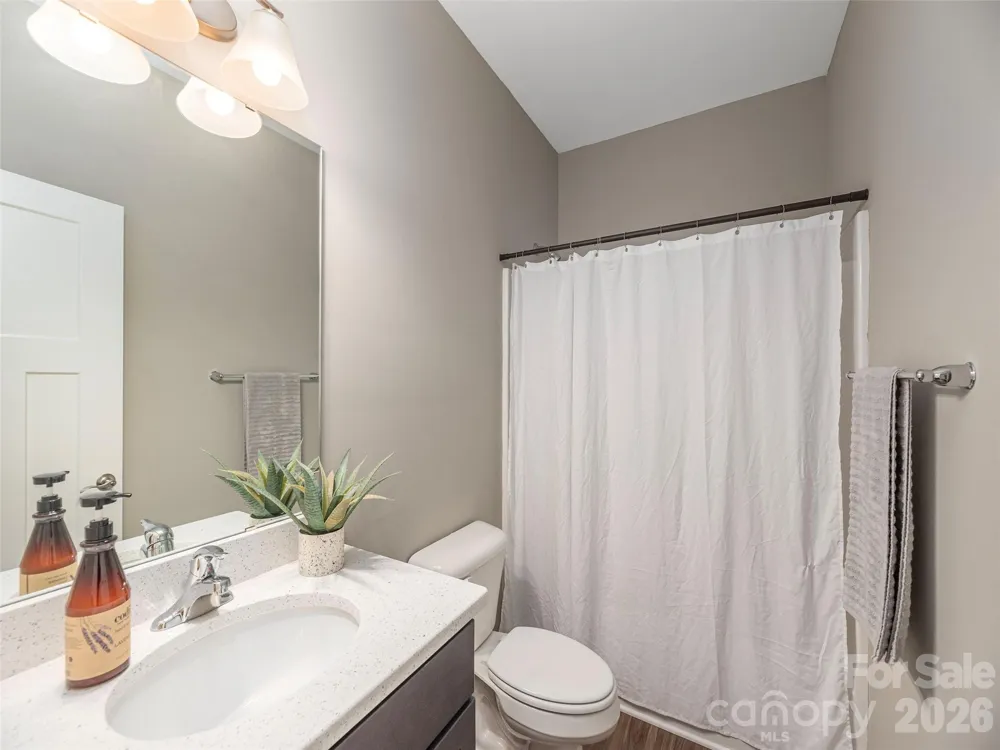 34 S Christie Court Fletcher, NC 28732