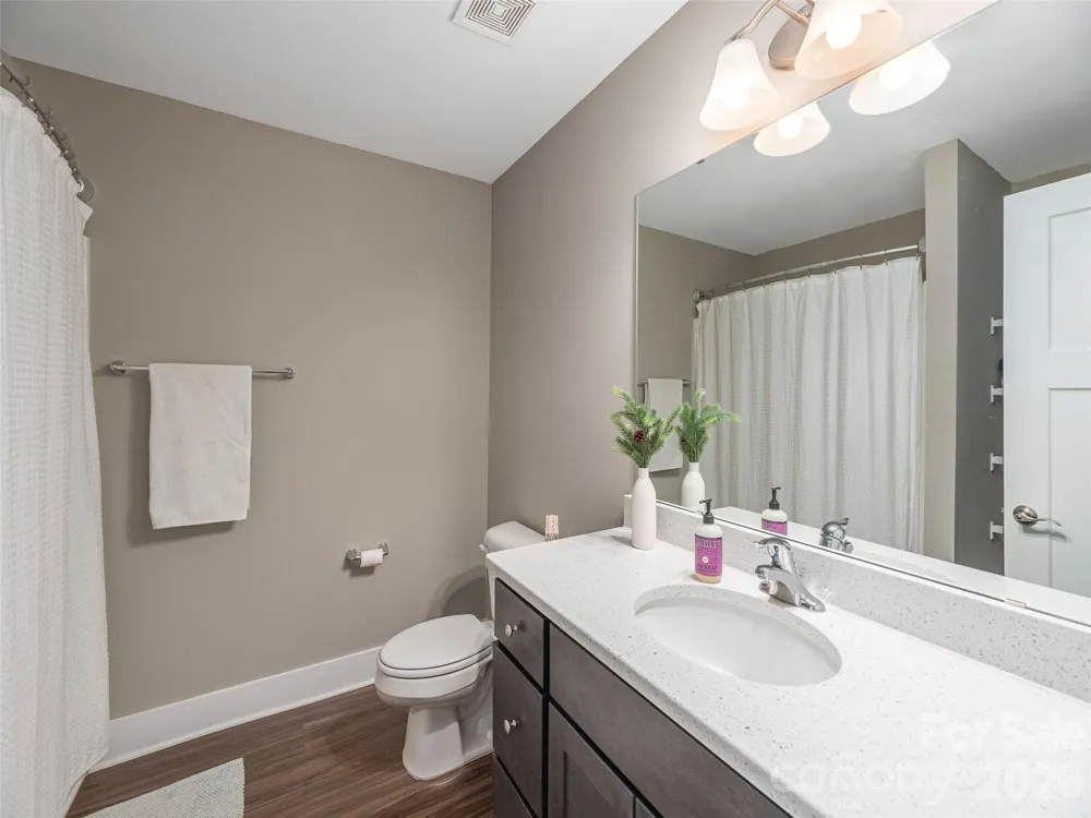 34 S Christie Court Fletcher, NC 28732