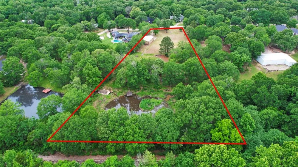 380 Timber Lakes Drive Powderly, TX 75473
