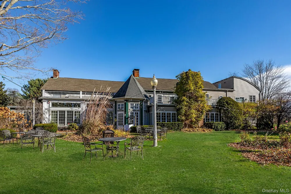 4258 Route 44 Millbrook, NY 12545