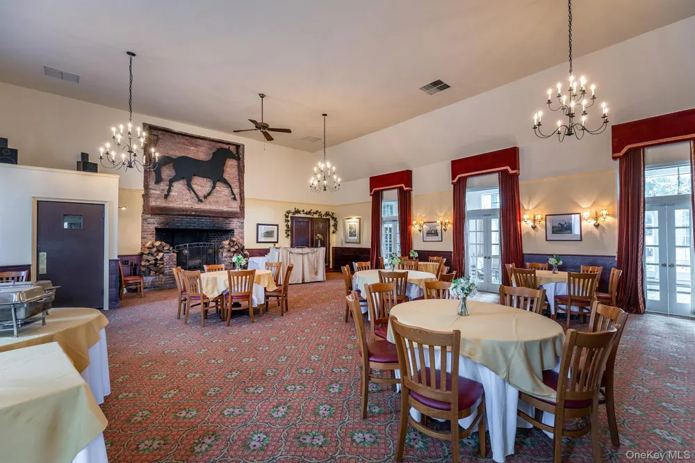 4258 Route 44 Millbrook, NY 12545