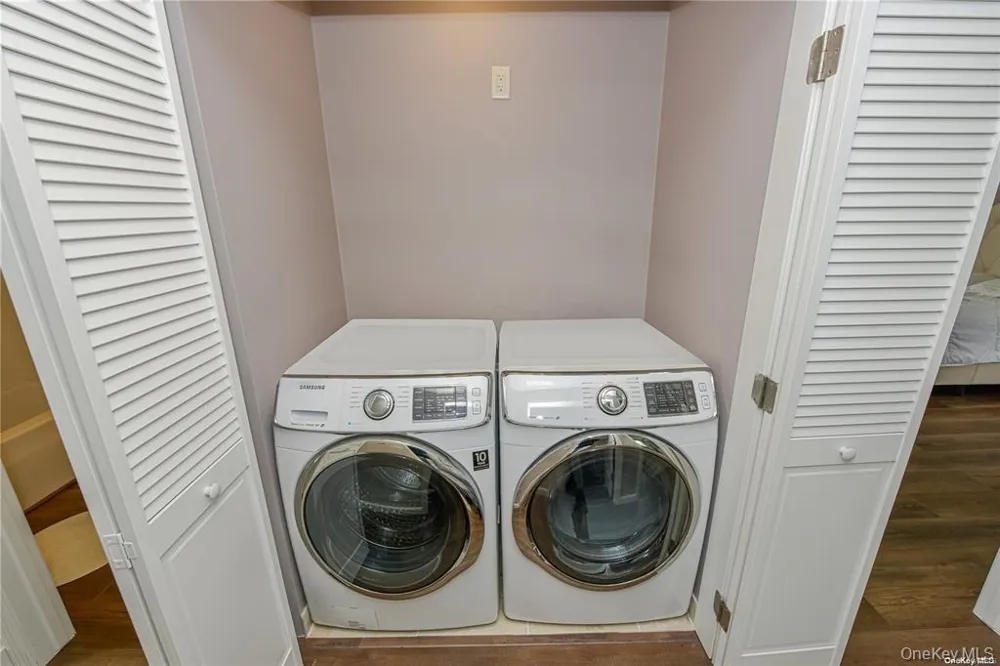 1246 Oakfield Avenue Wantagh, NY 11793
