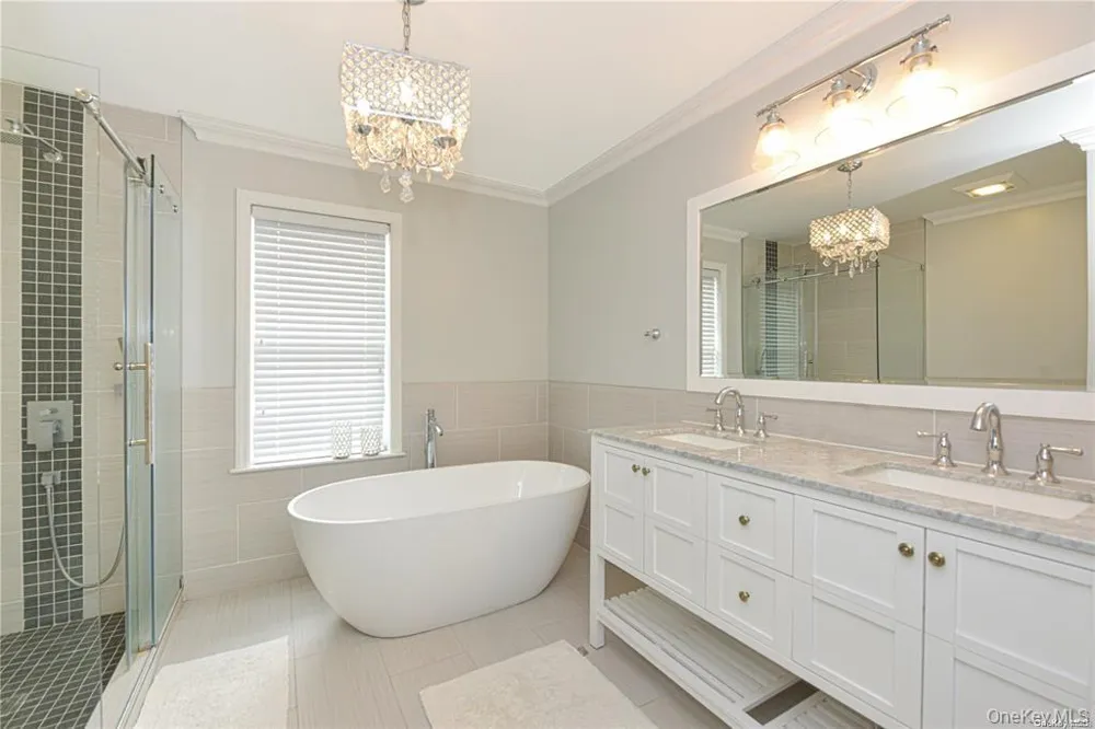 1246 Oakfield Avenue Wantagh, NY 11793