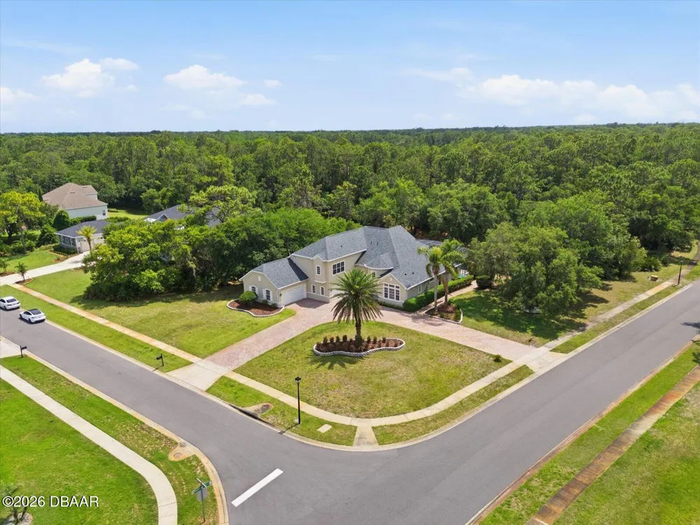 14106 Oakwood Cove Lane Orlando, FL 32832