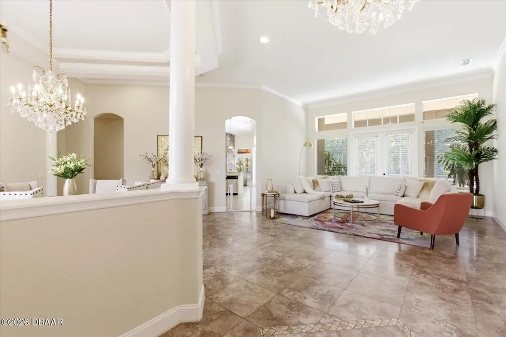 14106 Oakwood Cove Lane Orlando, FL 32832