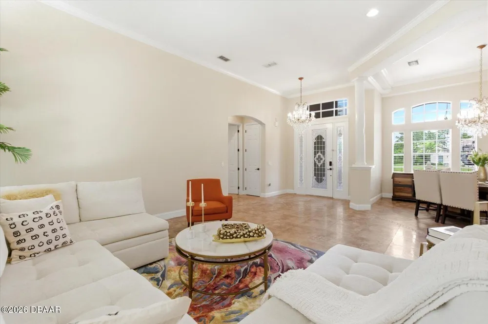 14106 Oakwood Cove Lane Orlando, FL 32832