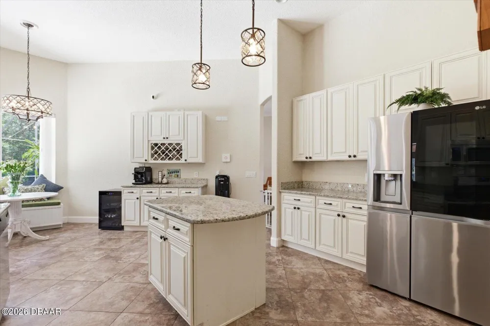 14106 Oakwood Cove Lane Orlando, FL 32832