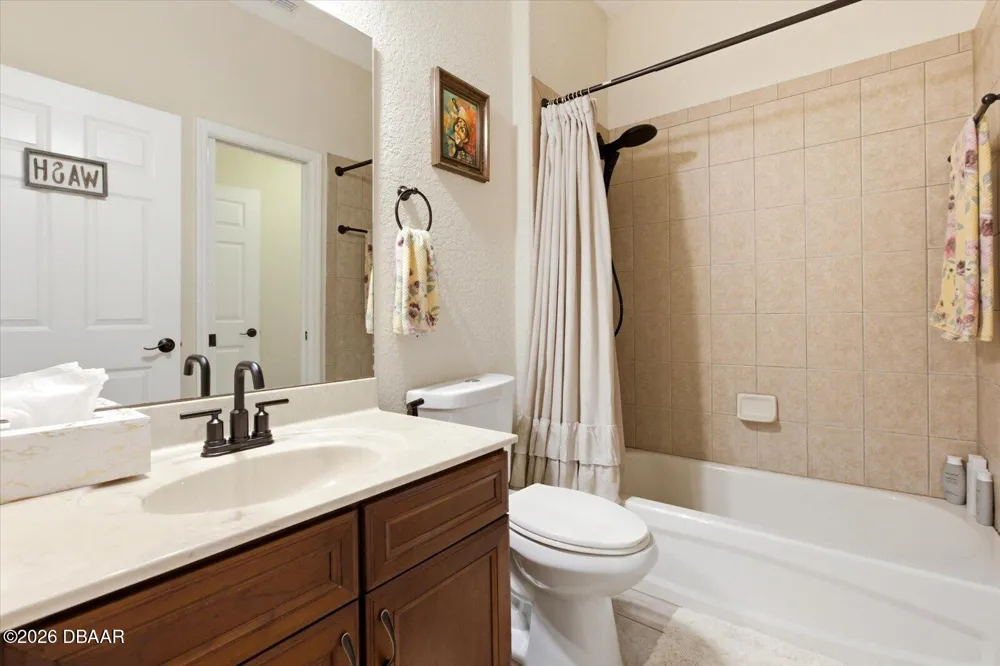 14106 Oakwood Cove Lane Orlando, FL 32832