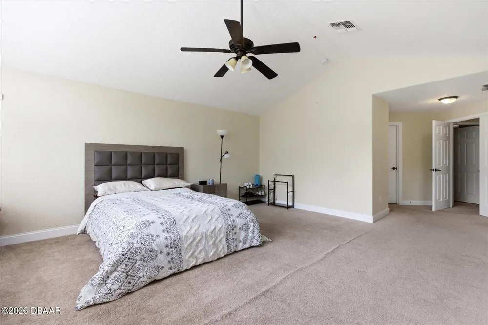 14106 Oakwood Cove Lane Orlando, FL 32832