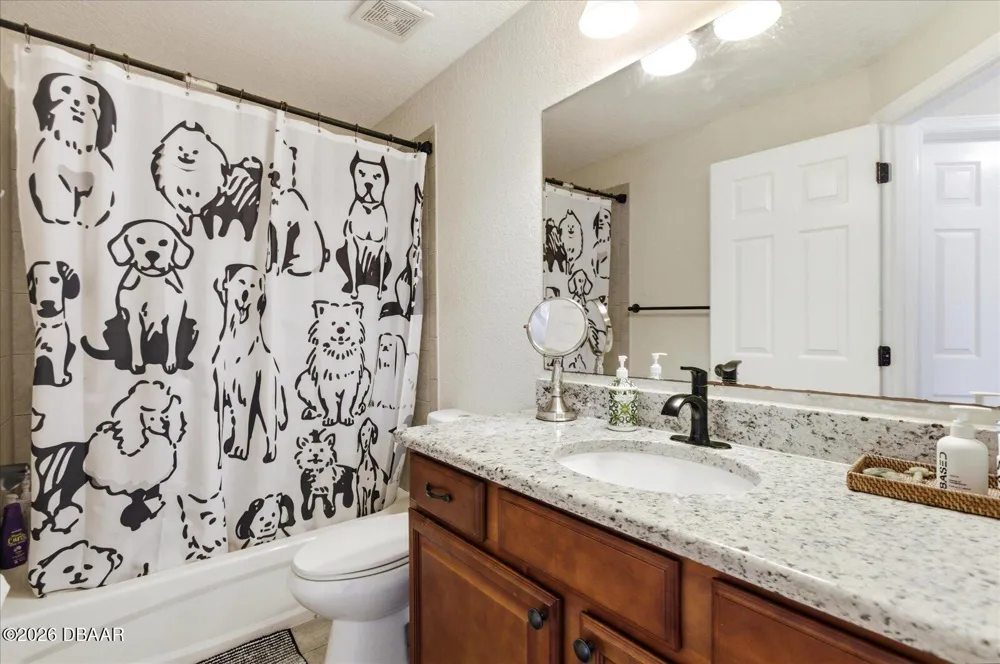 14106 Oakwood Cove Lane Orlando, FL 32832