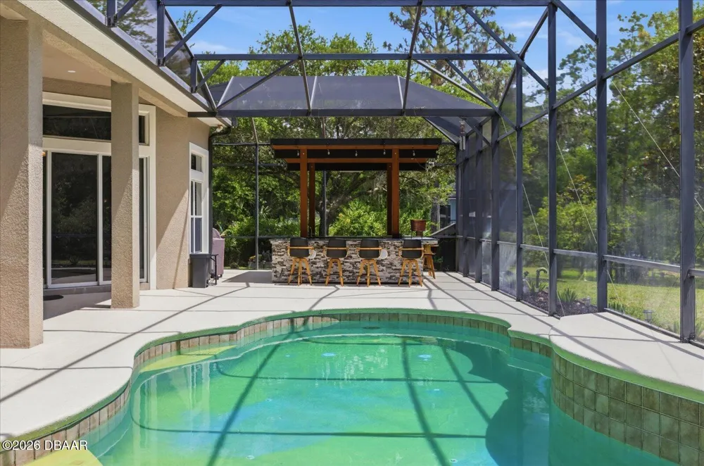14106 Oakwood Cove Lane Orlando, FL 32832