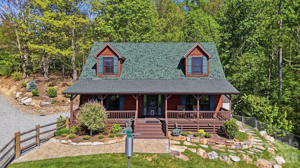 394 Hummingbird Lane Elk Park, NC 28622