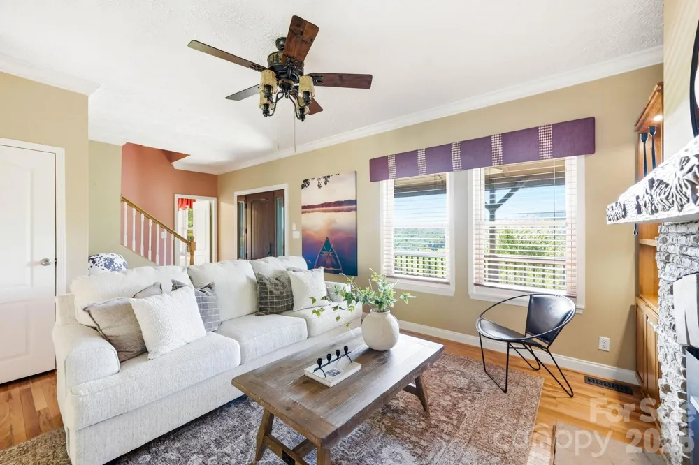 394 Hummingbird Lane Elk Park, NC 28622