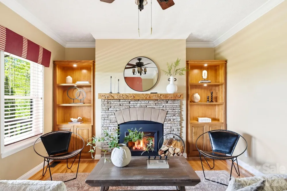 394 Hummingbird Lane Elk Park, NC 28622