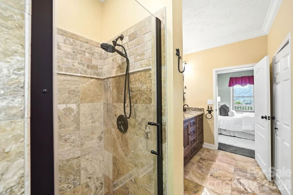 394 Hummingbird Lane Elk Park, NC 28622