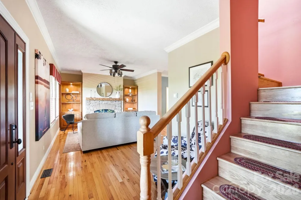 394 Hummingbird Lane Elk Park, NC 28622