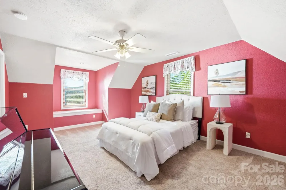 394 Hummingbird Lane Elk Park, NC 28622
