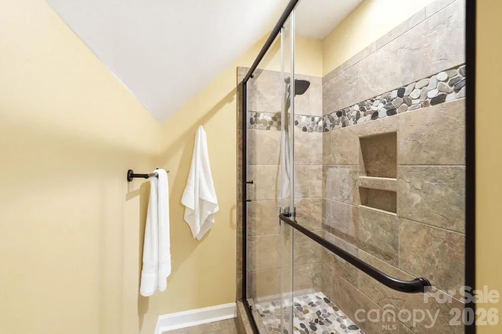 394 Hummingbird Lane Elk Park, NC 28622
