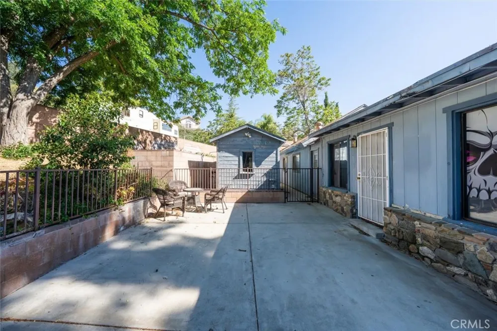 28717 Bouquet Canyon Saugus, CA 91390