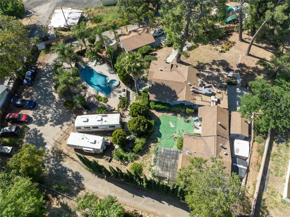 28717 Bouquet Canyon Saugus, CA 91390