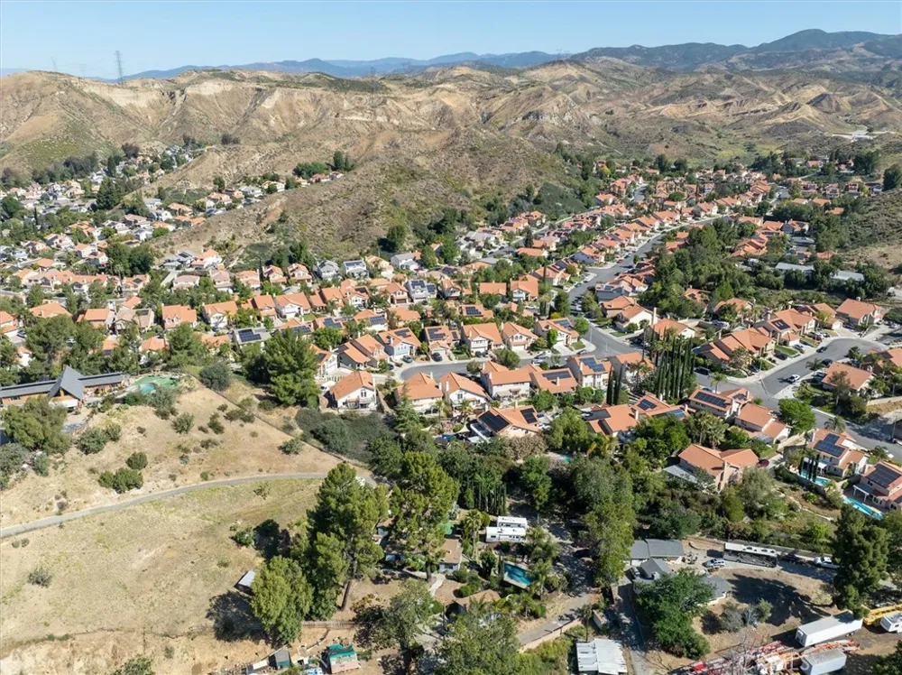 28717 Bouquet Canyon Saugus, CA 91390