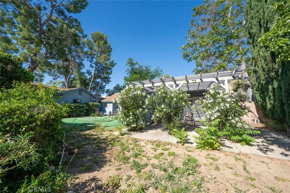 28717 Bouquet Canyon Saugus, CA 91390