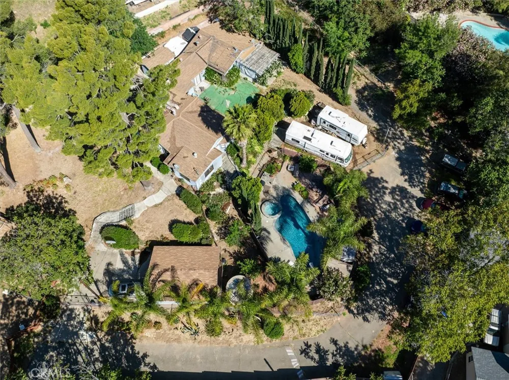 28717 Bouquet Canyon Saugus, CA 91390