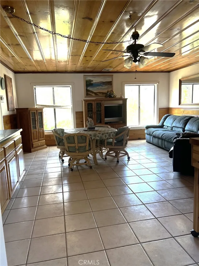 28717 Bouquet Canyon Saugus, CA 91390