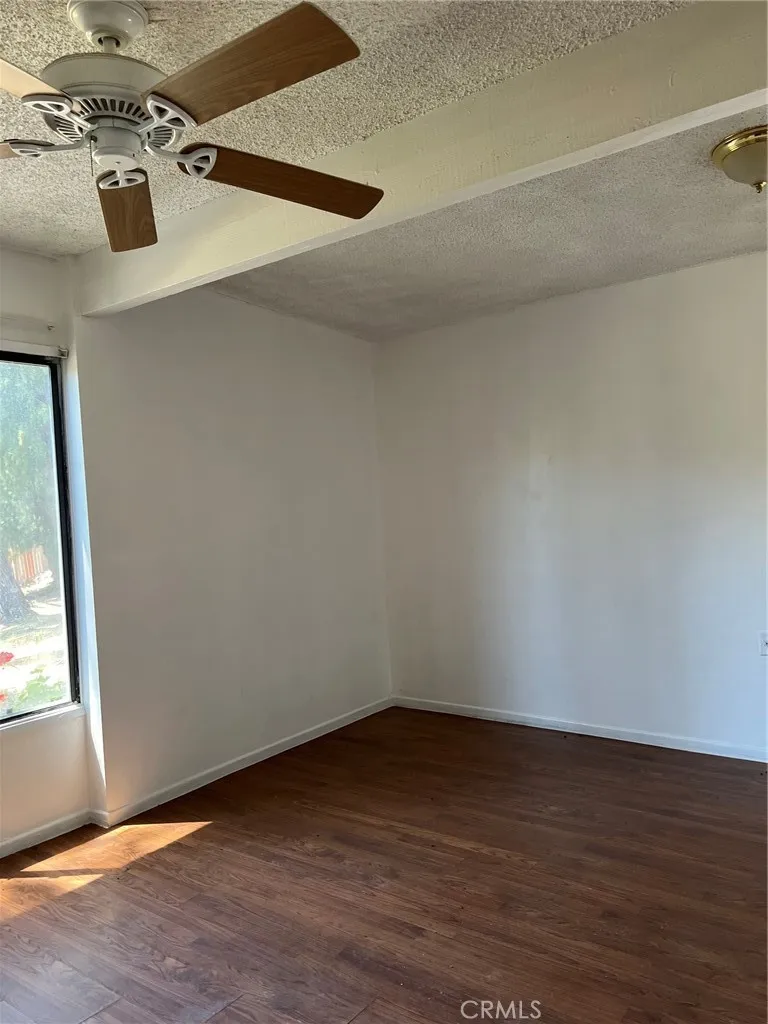 28717 Bouquet Canyon Saugus, CA 91390
