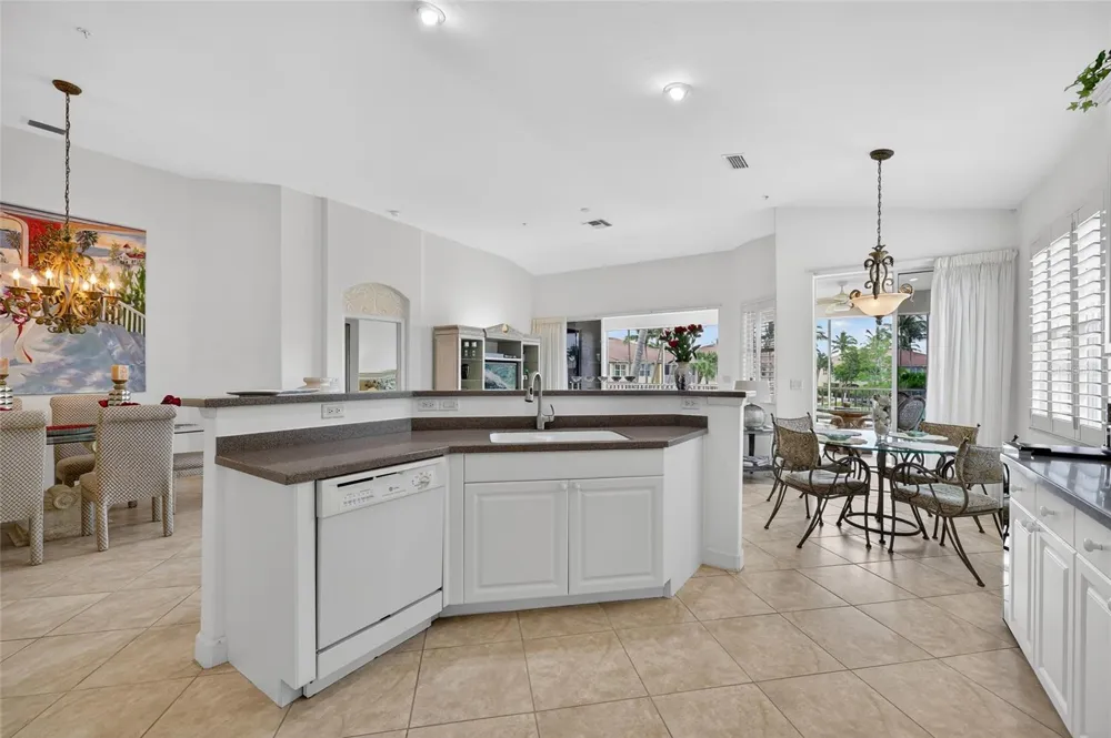 3336 SUNSET KEY CIRCLE #D Punta Gorda, FL 33955