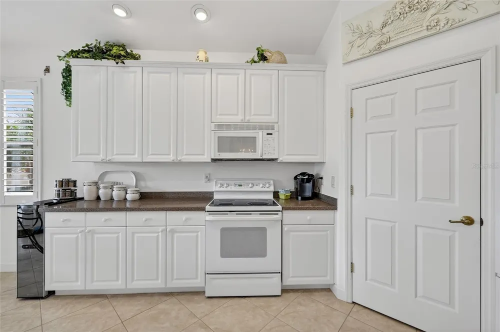 3336 SUNSET KEY CIRCLE #D Punta Gorda, FL 33955