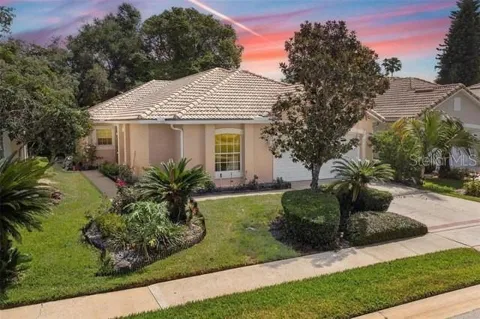 322 FOXHILL COURT
