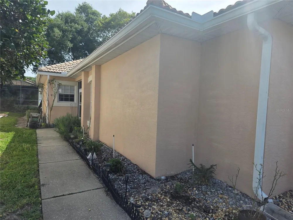 322 FOXHILL COURT Debary, FL 32713