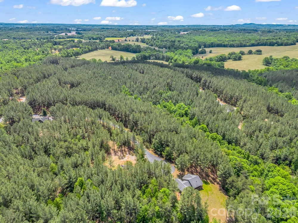111 Cranberry Lane Mooresboro, NC 28114