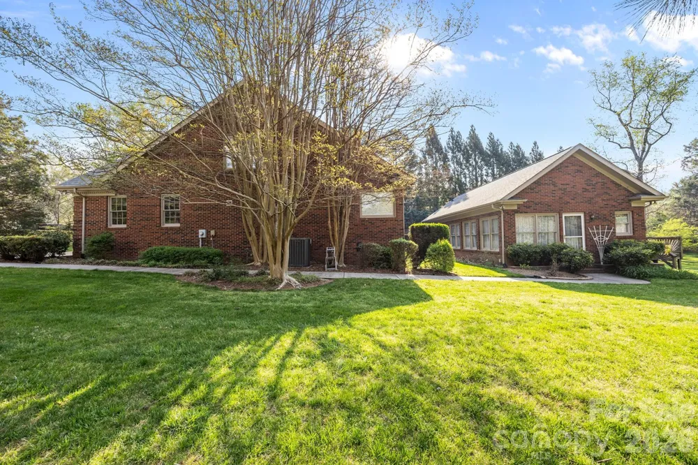 3325 Tilley Morris Road Matthews, NC 28105