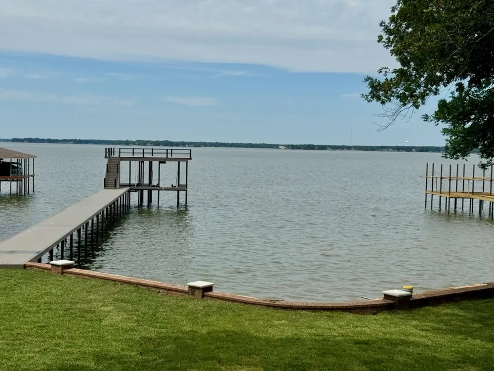100 Brentwood Estates Drive Trinidad, TX 75163