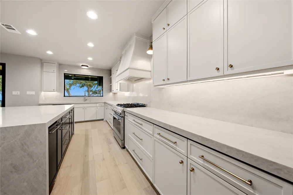 100 Brentwood Estates Drive Trinidad, TX 75163